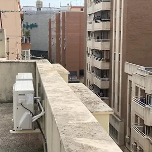Centro Privada En Compartidos Homestay Malaga